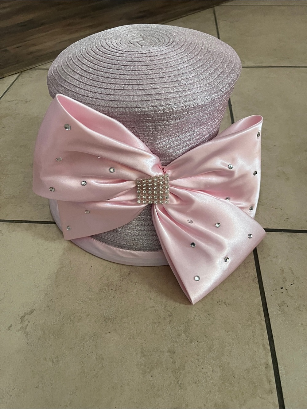 Source Unknown Pink Satin Bow Embellished Ladies Hat